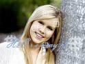 h2o claire rhiannon holt (n. iulie 1988, este rolul emmei gilbert serialul h2o apă. are frate
