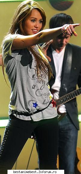 Hannah Montana - Hannah Montana e cea mai tare...o ador...imi - Desene Animate
