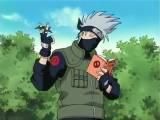 Kakashi Hatake - are el o carte din care citeste mereu - Grupul "Naruto"