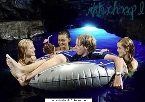Lewis - lilika_kiss - Grupul "H2O - Doar adauga apa "
