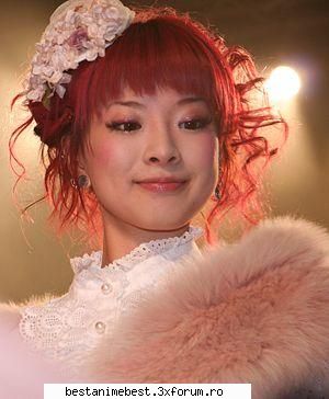 Nana Kitade - E preferata mea =D =D - Cantarete japoneze