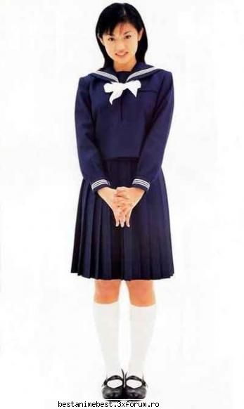Uniformele de scoala - Rena Ryuugu - Scoala